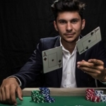 Become a pro poker player